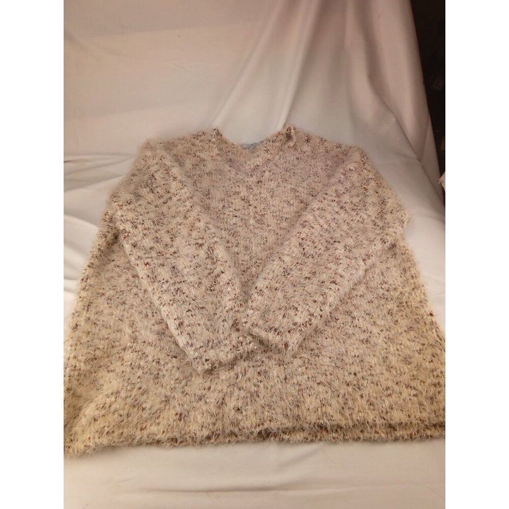 Women's Heart-N-Crush  Ivory Sweater Size 3XL